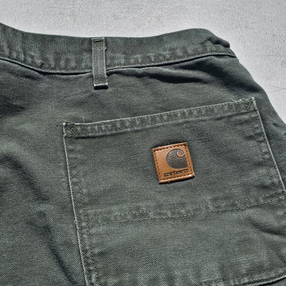 Vintage Carhartt Shorts Mens 42 Moss Green Pockets 8.5" Inseam Workwear Cargo - Picture 3 of 9